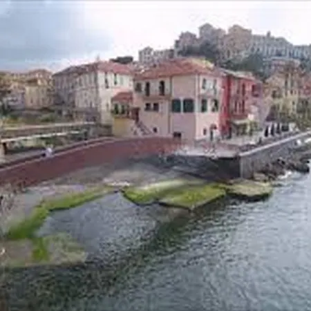 Belsoggiorno 公寓 迪亚诺卡斯泰洛